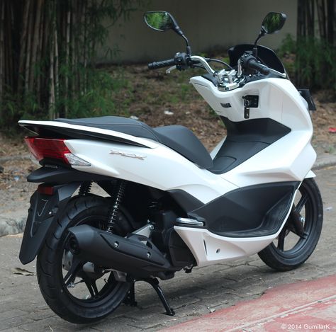 Honda PCX150 Waaaaant Pcx 160 White, Pcx Putih, Pcx Honda, Motor Pcx, Pcx 160, Hello Moto, Pcx 150, Honda Pcx, Scooter Bike