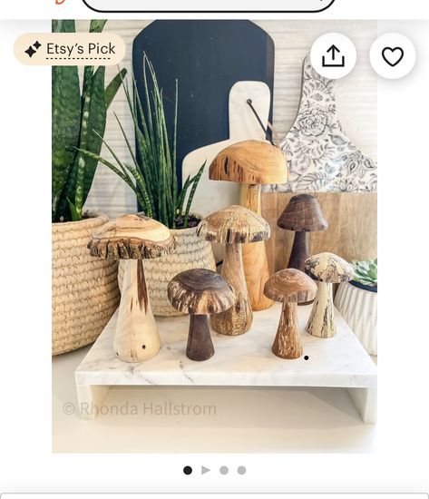 Natural Mushrooms, Wood Mushrooms, Mushroom Crafts, Into The Wood, Deco Originale, Battle Ground, Mushroom Decor, Into The Woods, Wood Work