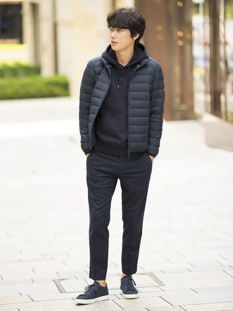 Light Down Jacket - Imgur Uniqlo Jacket Men, Uniqlo Winter Men, Uniqlo Puffer Jacket Outfit, Best Outfits Men, Uniqlo Men Outfit Casual, Uniqlo Outfit Ideas Men, Uniqlo Outfit Ideas, Uniqlo Men Outfit, Uniqlo Puffer Jacket