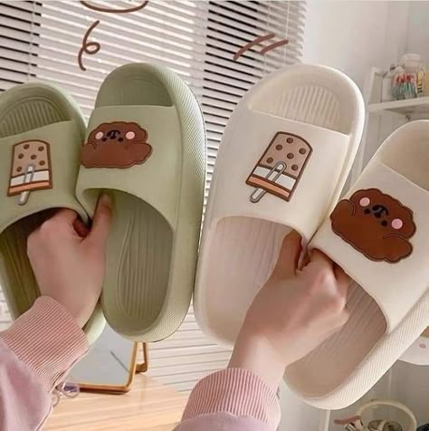 Aesthetic Slippers, Cute Slides, Cute Slippers, Fashion Slippers, Girly Shoes, Slippers Cozy, Aesthetic Shoes, Swag Shoes, Dream Shoes