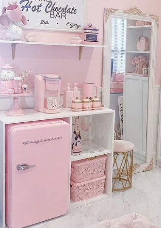 Pink Refrigerator, Nail Room Ideas, Esthetician Room Decor, Esthetics Room, Nail Salon Decor, Esthetician Room, Pink Room Decor, Beauty Room Design, Beauty Room Decor