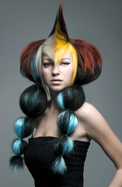 Rain Forest theme hair Avant Garde Hair, Avant Garde Makeup, Wig Styling, Fantasy Hair, In Your Face, Hair Shows, Crazy Hair Days, Colored Hair, Creative Hairstyles