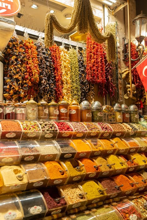 The Grand Bazaar, located in Istanbul, Turkey, is one of the largest and oldest covered markets in the world. Dating back to the 15th century, the bazaar has been a hub of commerce and trade for centuries and remains a popular tourist destination today. The Grand Bazaar boasts over 60 streets and 5,000 shops, selling everything from Turkish ceramics, textiles, and jewelry to spices, carpets, and antiques. Turkish Market Aesthetic, Bazaar Aesthetic Market, Istanbul Spice Market, Turkish Bazaar Aesthetic, Grand Bazaar Istanbul Aesthetic, Spice Market Istanbul, Egyptian Bazaar Istanbul, Spice Bazaar Istanbul, Istanbul Bazaar