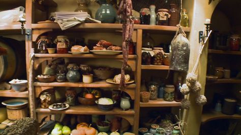 Hobbit pantry! Hobbit Pantry, Hobbit Aesthetic Home, Hobbit Core, Hobbit House Interior, House Pantry, Fairytale House, White Kitchen Decor, Cottage Aesthetic, Kitchen Cabinets Decor