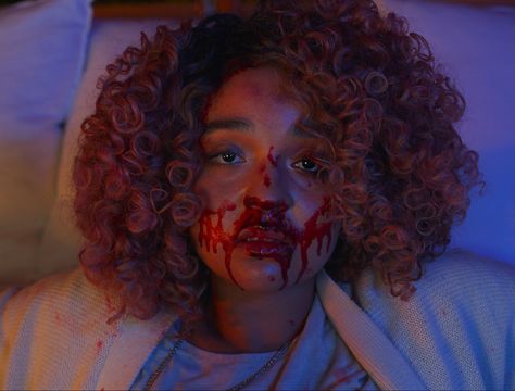 Horror Aethstetic, Still Aesthetic, Taissa Turner, Pink Curly Hair, Aisha Dee, Final Girl, Film Ideas, Pet Peeves, Martin Scorsese