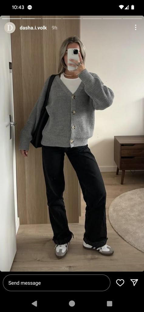 Fall Italy Outfits, Europe Fall Outfits, Outfits With Grey Cardigan, Chic Boots, Uni Outfits, Italy Outfits, Scandinavian Fashion, Cold Outfits, Mens Casual Dress Outfits