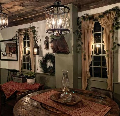 Witchy Dining Room, Goth Dining Room, Goth Cottage, Colonial Decorating, Country Cottage Interiors, Cottage Dining Rooms, Country Curtains, Colonial Decor, Beach Cottage Decor