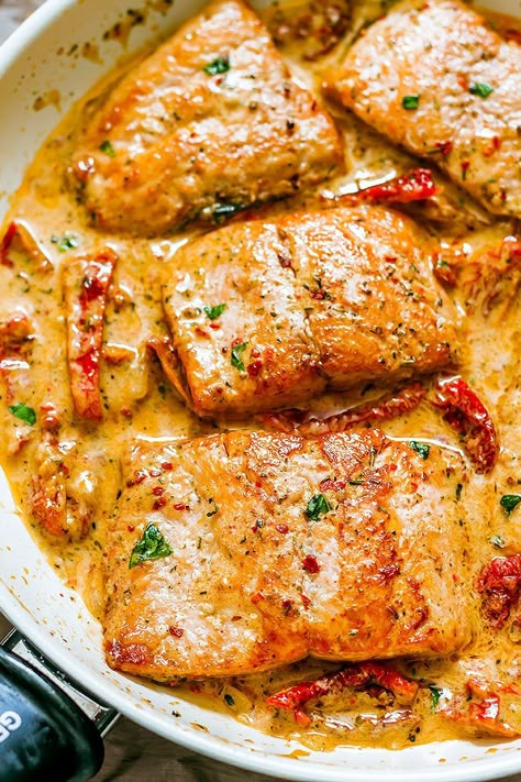 Salmon Recipe Pan, Seared Salmon Recipes, Salmon Recipes Pan Seared, Tomato Cream Sauce, Healthy Salmon Recipes, Healthy Salmon, Pan Seared Salmon, Seared Salmon, Baked Salmon Recipes