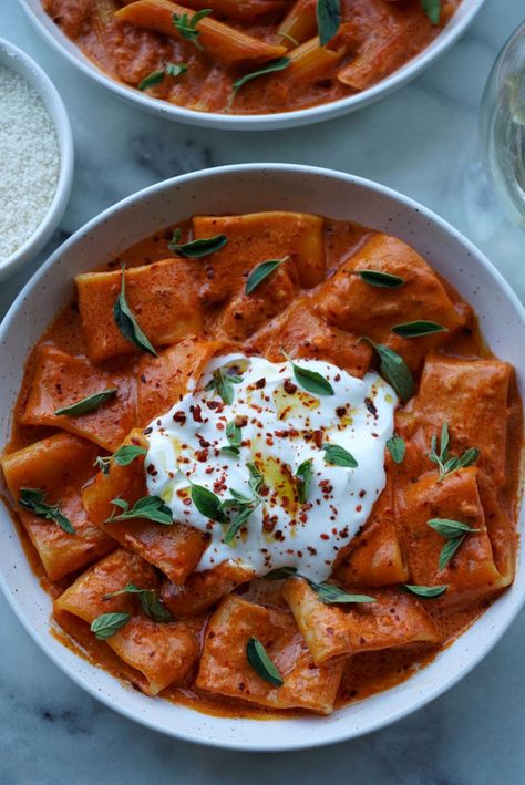 'Nduja alla Vodka Fancy Pasta Dishes Aesthetic, Fancy Italian Food, Nduja Recipe, Aesthetic Pasta, Penne Alla Vodka, Whipped Ricotta, Alla Vodka, Italian Dinner, Fresh Oregano