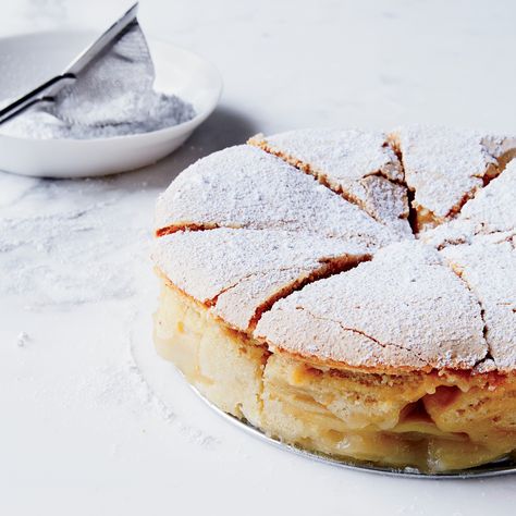 Apple Sharlotka | Chef Matt Danko uses his father's recipe to make sharlotka, a deliciously light and fluffy Russian apple cake. Russian Apple Cake, Fall Fruit, Apple Cakes, Torte Cupcake, Slow Cooker Desserts, Dessert Aux Fruits, Russian Food, Apple Desserts, Apple Picking