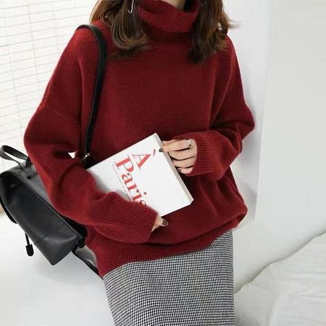 Dark Red Sweater, Gray Cashmere Sweater, Wool Sweaters Womens, Woolen Sweaters, Cashmere Sweater Women, Neue Outfits, Classic Sweater, Stylish Sweaters, Loose Pullover