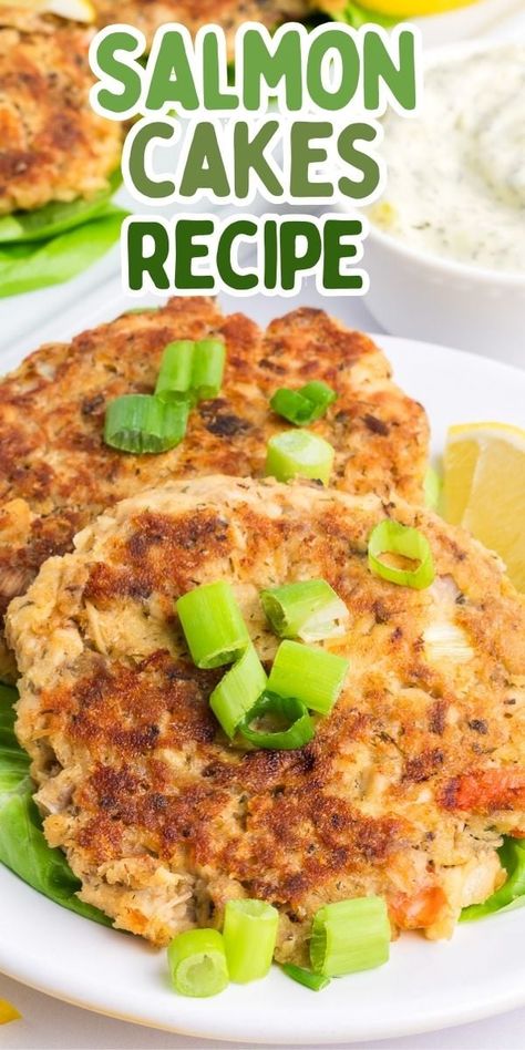 Enjoy these restaurant-quality Salmon Cakes from the comfort of your own kitchen! Recipe includes a tartar sauce recipe which pairs perfectly with the salmon cakes. Bisquick Meals, Cakes With Sauce, Sauce For Salmon Patties, Chocolate Blondies Recipe, Easy Salmon Cakes, Canned Salmon Patties, Tartar Sauce Recipe, Salmon Cakes Recipe, Canned Salmon Recipes