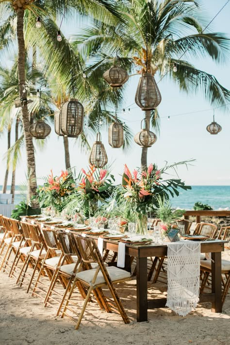 Tropical Wedding Theme, Tropical Wedding Decor, Tropical Wedding Inspiration, Dream Beach Wedding, Tropical Beach Wedding, Kauai Wedding, Beach Wedding Inspiration, Party Deco, Bali Wedding