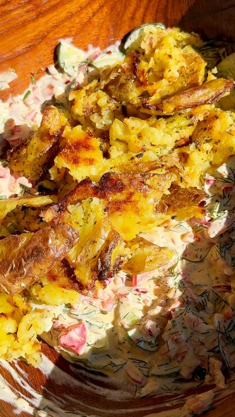 Smashed Potato Salad Smashed Potato Salad Recipe, Smashed Potato Salad, Baked Potato Salad, Crispy Smashed Potatoes, Creamy Recipes, Potato Salad Recipe, Smashed Potatoes, Potatoe Salad Recipe, Food Recepie