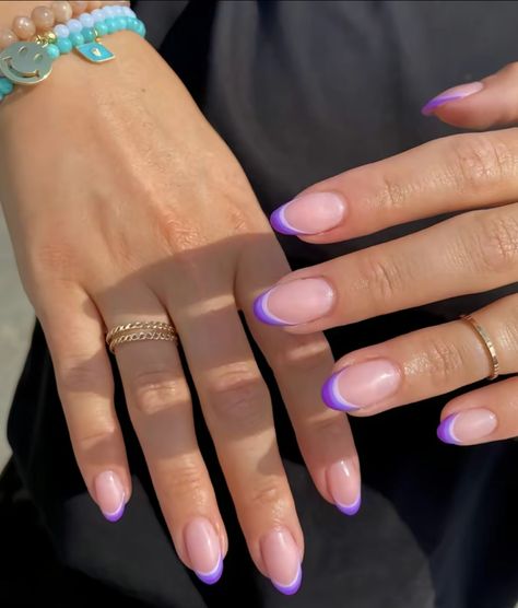 Homecoming Nails For Purple Dress, Pink And Purple Tips Nails, Double Purple French Tip Nails, Simple Nail Ideas Purple, Purple French Tip Short Nails, Colored French Tip Nails Purple, French Nails With Purple Tips, Nails To Go With Dark Purple Dress, Nail Ideas With Purple