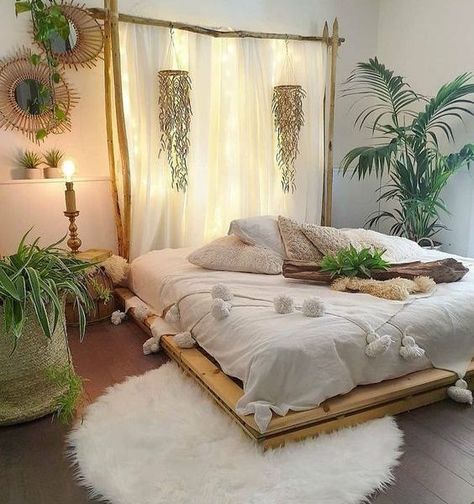 Must-Try Bohemian Bedroom Ideas That'll Interest You ~ Matchness.com Zen Bedroom, Bohemian Bedroom Decor, Patchwork Rug, Bohemian Bedroom, Couple Bedroom, Rug Modern, Small Room Bedroom, Room Inspiration Bedroom, Room Ideas Bedroom