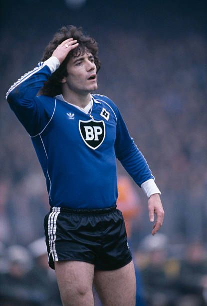 Kevin Keegan of Hamburg SV in 1979. Kevin Keegan, Hamburger Sv, Football Photos, Retro Football, Fa Cup, Football League, Stock Pictures, Football Jerseys, Image Collection