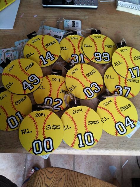 End Of The Season Softball Gifts, Softball All Star Ideas, Softball Locker Decorations, Painted Xmas Ornaments, Wood Round Ornaments, Volleyball Locker Decorations, Baseball Printables, Softball Pictures Poses, Softball Birthday Parties