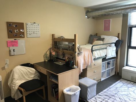 Drake University Freshman Dorm Inspiration 💖 Indiana University Dorm Room Ideas, University Of Florida Dorm, Columbia Dorm, Indiana University Dorm, Tcu Dorm, Columbia University Dorm, University Dorm Room, University Freshman, Student Lifestyle