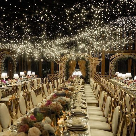 Wedding Chicks® on Instagram: “Milky way vibes for your indoor reception ✨ #epic @moirarachelle @jasonmarvinph ❤️ #Gideonized @gideonhermosa @moirarachelle @jasonmarvinph…” Intimate Wedding Reception, Wedding Diary, Prom Decor, Indoor Reception, Wedding Set Up, Wedding Essentials, Wedding Chicks, Reception Areas, Twinkle Lights