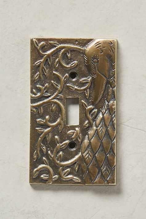 Light Switch Plates - Easy DIY Upgrade Ideas | Apartment Therapy Plate Covers Diy, Light Switch Covers Diy, Easy Home Diy Upgrades, Easy Home Diy, Appartment Decor, Diy Organizer, Light Switch Plate, Interior Design Diy, Light Switch Plate Cover