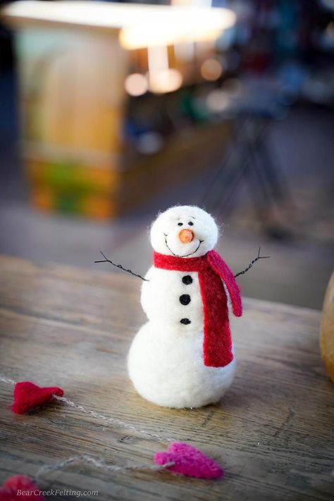 . Snowman needle felting kit: (beginner) Included in this kit: ~enough wool to make a 5 inch tall snowman ~Wire for arms ~black wool for eyes and buttons ~orange wool for nose ~red wool for scarf ~2 felting needles ~Felting Cushion (if you already have felting needles and cushion please choose the Snowman Diy, Snowman Kit, Winter Diy Crafts, Felting Needles, Felt Snowman, Christmas Crafts For Adults, Diy Winter, Christmas Craft Kit, Wool Felting