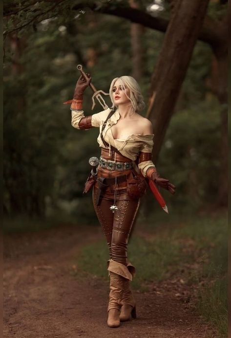 Ciri Cosplay, Ciri Witcher, Wedding Guest Outfit Inspiration, The Witcher Game, Womens Cosplay, Cosplay Tutorial, Festival Costumes, Best Cosplay, The Witcher