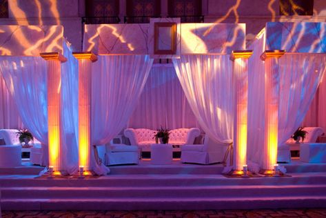 ancient greece party - comfortable seating & lighting Greek Party Theme, Greece Party, Greek Theme, Toga Party, Greek Decor, Greek Columns, Clash Of The Titans, Prom Decor, Prom Theme