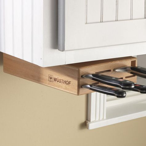 Under Cabinet Knife Storage, Knives Storage, Kitchen Knife Storage, Under Cabinet Storage, Kitchen Cabinet Inspiration, Land Yacht, Kitchen Tricks, Knife Blocks, Small Kitchen Organization