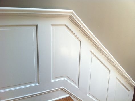 Hold On Tight! Staircase Wainscoting and Handrail Project - Old Town Home Staircase Wainscoting, Staircase Molding, Dark Staircase, Wainscoting Staircase, Stairs Trim, Wainscoting Hallway, Wainscoting Stairs, Wainscoting Bedroom, Wainscoting Bathroom