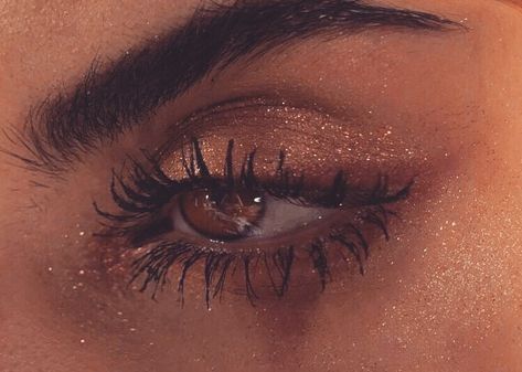 Sparkly Eyeshadow, Her Eyes, We Heart It, Lashes, Lost, Red, Gold, Beauty