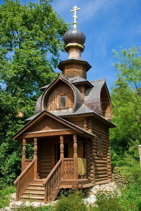 Wooden Churches, Wooden Church, Old Country Churches, Russian Architecture, Church Pictures, Wooden Architecture, Unusual Buildings, Old Churches, Country Church