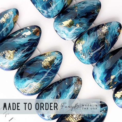 *This is a CUSTOM SET and only includes 10 nails - SIZING NEEDED!* Sizes are needed for ALL custom sets, please purchase a size kit first! This set includes 10 nails, sized to fit. Blue Marble Nails, Ocean Nails, Marble Blue, Custom Press On Nails, Acrylic Press On Nails, Blue Nail, Marble Nails, Blue Marble, Nail Sizes