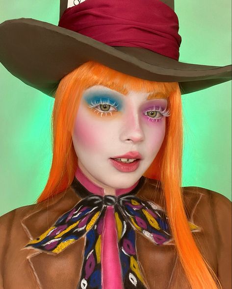 Max Hatter Makeup, Mad Hatter Tea Party Makeup, Cute Mad Hatter Makeup, Mad Hatter Face Makeup, Alice In Wonderland Makeup Mad Hatter, Mad Hatter Costume Makeup, Caterpillar Makeup Alice In Wonderland, Madd Hatter Makeup, Mad Hatter Female Makeup