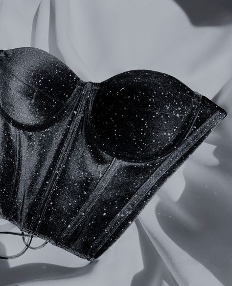 black corset cute clothes sparkles black clothing aesthetic Black Clothing Aesthetic, Corset Fashion Outfits, Space Fashion, Clothing Aesthetic, Corset Fashion, Black Clothing, Corsets And Bustiers, Cute Clothes, Black Corset