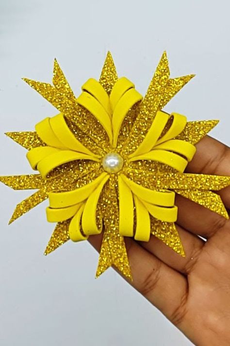 Glitter Paper Crafts, Foam Christmas Ornaments, Foam Paper, Paper Snowflake, Diy Christmas Ornaments Easy, Paper Flower Decor, Christmas Tree Decorations Diy, Christmas Crafts To Make, Glitter Crafts