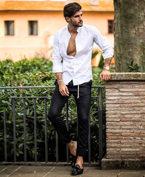 Casual weekend look.  @andreamelchiorre1 is wearing Tangerine 7 Brushed Black Mules  Black hand-polished calfskin Belgian style double-monk mules  Available online on www.superglamourous.com  #superglamourous #summer #mules Mule Loafers Outfit, Mules Outfits, Dress Shirt Collar Styles, Mule Loafers, Summer Mules, Loafers Outfit, Belgian Style, Black Mules, Cutaway Collar