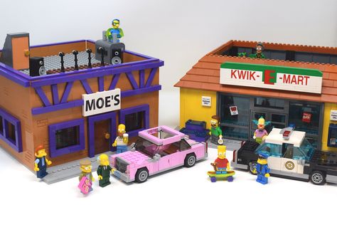 Moe's Tavern | inklingbricks | Flickr Moe's Tavern, Lego Police Station, Kwik E Mart, Lego Simpsons, Lego Tv, Die Simpsons, Picture Mix, Lego Craft, Lego For Kids