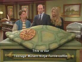 This is our teenage mutant ninja turtle coffin Al Bundy, Laugh Track, Children's Comics, Turtles Funny, Married With Children, I Love My Son, Teenage Mutant Ninja Turtle, Vintage Tv, Ninja Turtle