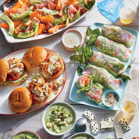 How to Throw the Ultimate No-Cook Beach Picnic — Coastal Living Food Summer Party, Sea Picnic, Bbq Pool Party, Tiki Lights, Dinner Spread, Summer Beach Picnic, Sea Architecture, Picnic Menu, Pool Party Summer