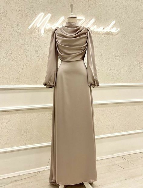 Gaun Tulle, Elegant Silk Dresses, Pretty Dresses Casual, Hijab Dress Party, Stile Hijab, Soiree Dress, Mode Turban, Gowns Dresses Elegant, Women Dresses Classy