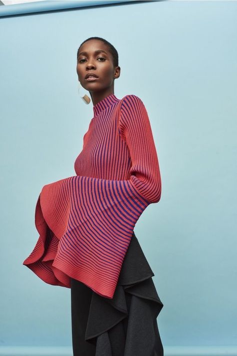 fell in YSL on Twitter: "Solace London Resort 2019.… " Solace London, Knitwear Fashion, Mode Inspiration, Outfits Casuales, Fashion Fashion, Runway Fashion, Red Blue, High Fashion, Fashion Photography