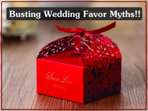 Continue reading Busting Wedding Favor Myths! at Gift giving is a true art. Cake Favor Box, Wedding Cake Gift, Wedding Cake Favors, Wedding Favor Gift Boxes, Wedding Cake Boxes, Cake Favors, Wedding Favors And Gifts, Wedding Candy Boxes, Candy Wedding Favors