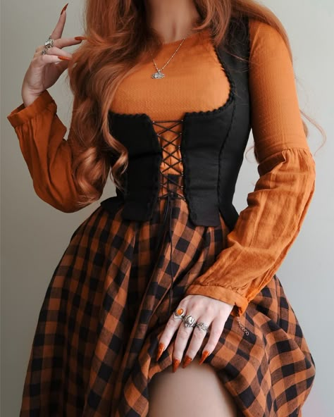 Witch way to the pumpkin patch? 🎃🍁🥧 . A little recreation of an outfit from last year with some Fall favourites 🍁🍂 thanks to my loves @sondeflor , for the perfect pumpkin patch skirt, @voriagh for the most gorgeous black linen bustier and @foxesandravens for the most MAGICAL maple leaf belt of my autumn loving dreams aghhh 🥹🍁😭 I’m still not over this piece! I have lots more spooky ssn ‘fits on the way with all of these Fall faves, but I thought they all went so well together, so why not recr... Halloween Tights Outfit, The Love Witch Outfits, Witch Clothing Aesthetic, Scarf Top Outfit, Modern Witch Outfit, Halloween Fashion Outfits, Hygge Fashion, Corset Outfit, Corset Fashion