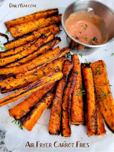 Air Fryer Roasted Carrots, Air Fryer Carrot Fries, Air Fryer Carrots, Daily Yum, Roasted Carrots Recipe, Carrot Fries, Air Fryer Oven Recipes, Air Fry Recipes, Cooked Carrots