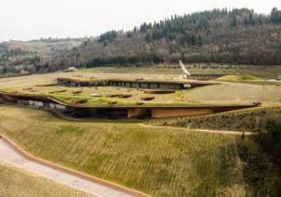 Case Sotterranee, Underground Building, Earth Sheltered Homes, Wine Company, Earth Sheltered, Eco Architecture, Underground Homes, Earth Homes, Green Architecture