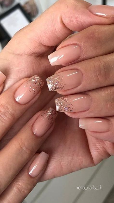 Neutral New Years Nails, Prom Nails Acrylic Neutral, Subtle Wedding Nails, Subtle Biab Nails, Prom Manicure, Neutral Nails For Wedding Guest, Beige Wedding Nails, Gold And Neutral Nails, Simple Gel Nails Classy