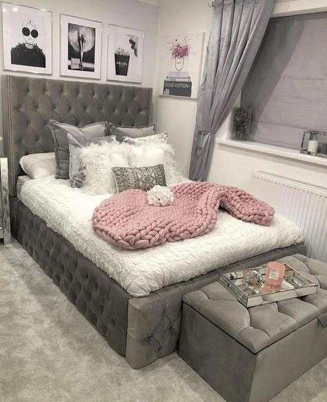 Luxury Room Bedroom, Classy Bedroom, Luxury Room, Bedroom Decor For Teen Girls, Glam Bedroom, Girl Bedrooms, Dekorasi Kamar Tidur, Girl Bedroom Designs, Makeover Bedroom