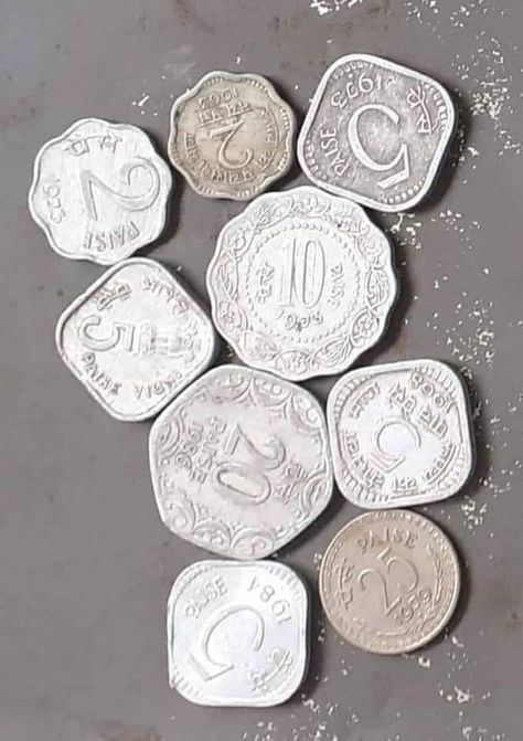 Memories Art, Indian Coins, Childhood Memories Art, Old Advertisements, Coin Collection, Money And Happiness, Old Coins, Coin Collecting, Childhood Memories