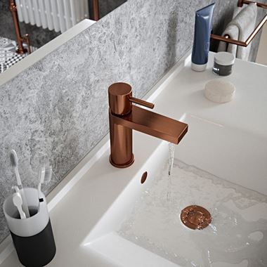 Brushed Gold Bathroom, Copper Interior, Copper Taps, Modern Basin, Bathroom Contemporary, Copper Bathroom, Wall Mounted Taps, Brass Sink, Shower Fittings